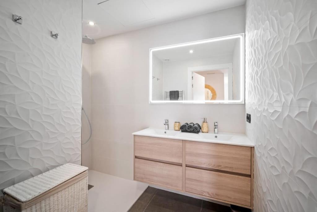 Puerto Banus Luxurious Apartment In The Heart Of The Port Marbella Exterior foto